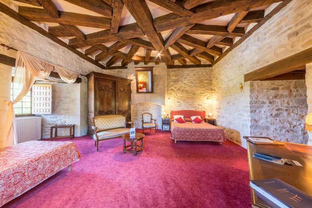 Chateau La Fleunie - Et Restaurant Hotel Condat-sur-Vezere