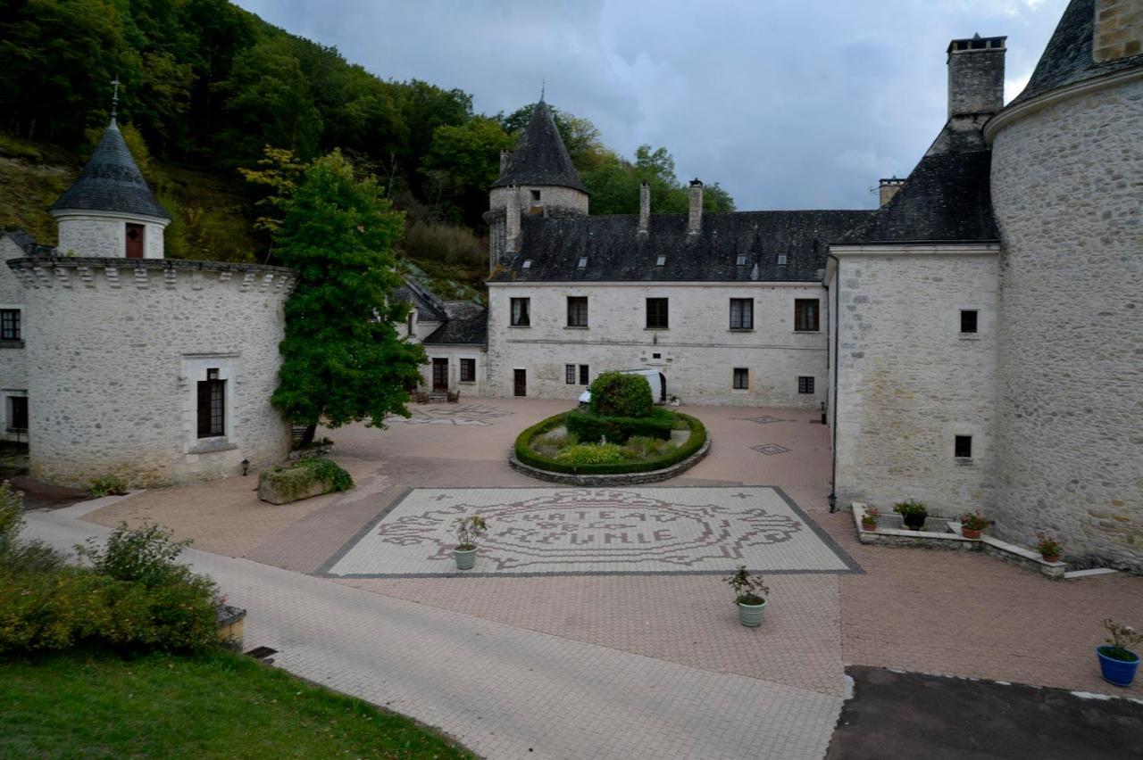 Chateau La Fleunie - Et Restaurant Hotel Condat-sur-Vezere